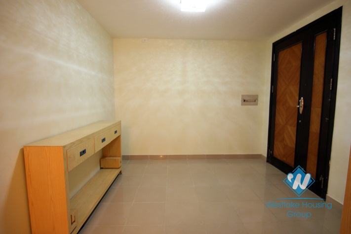 Brandnew E Tower apartment to rent in Ciputra, 153sqm, 3 bedrooms